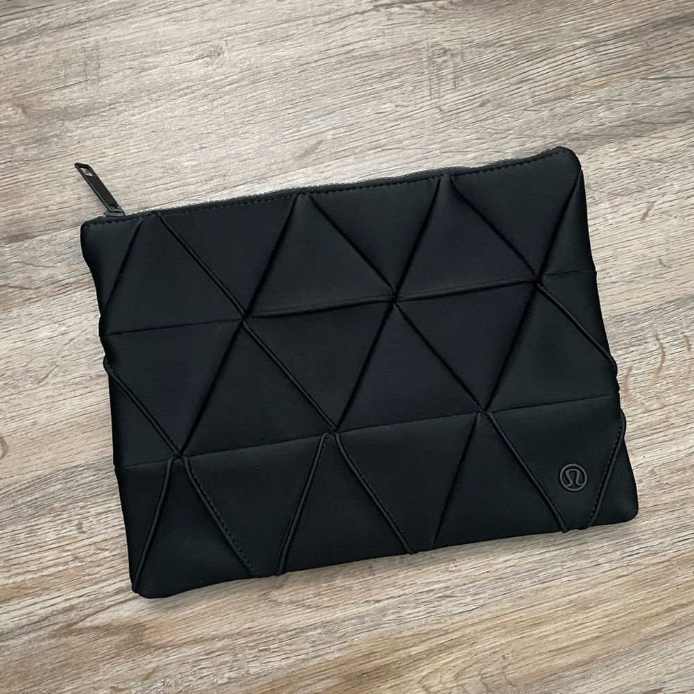Lululemon Large clutch/pouch